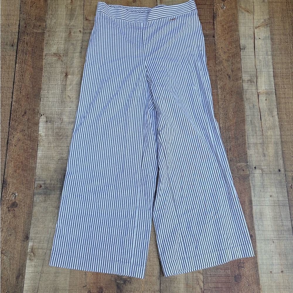 Anne Klein Navy and White Striped Pants